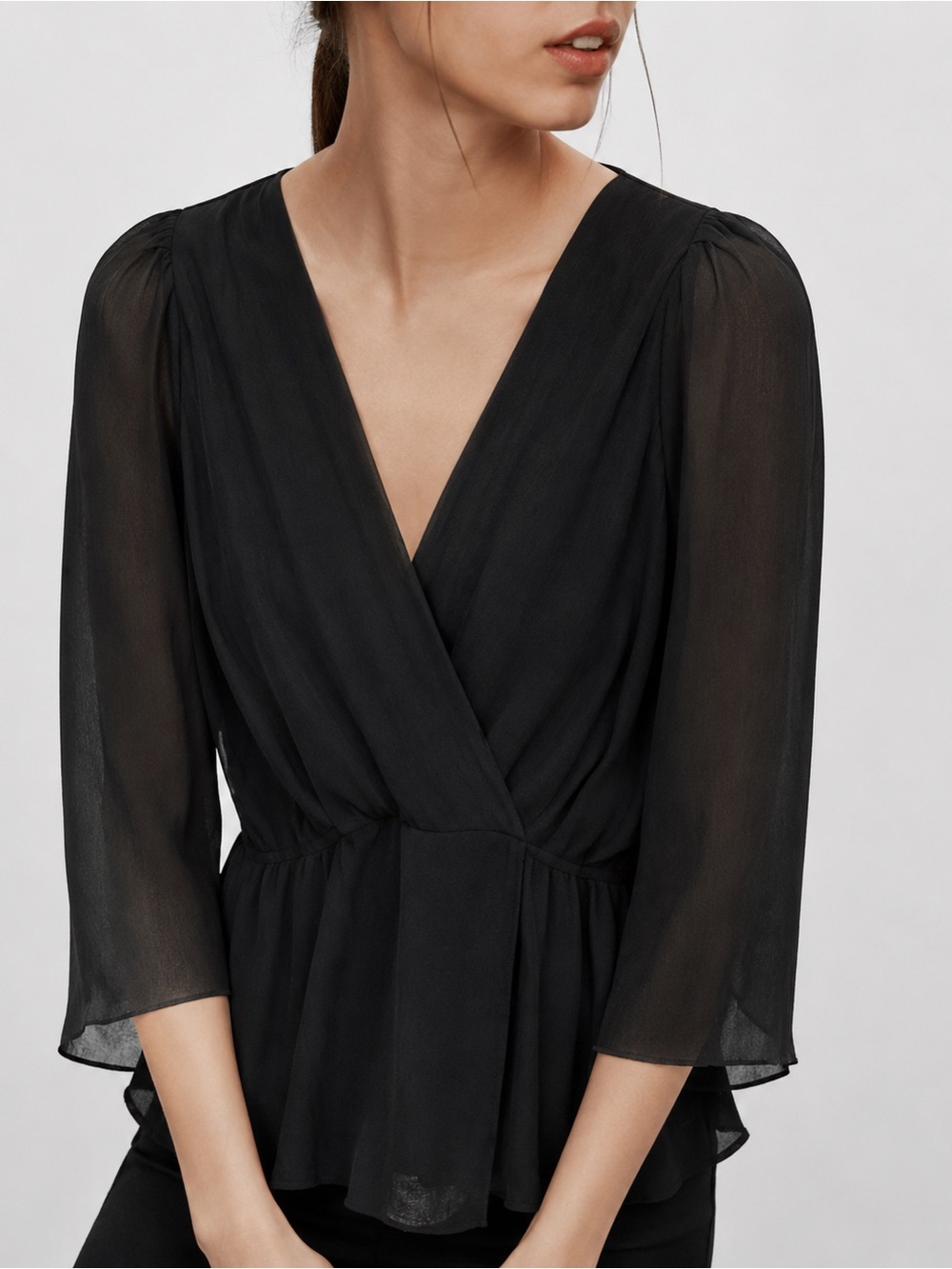 ARITZIA Babaton Alexander 100% Silk Black Blouse Sz XS